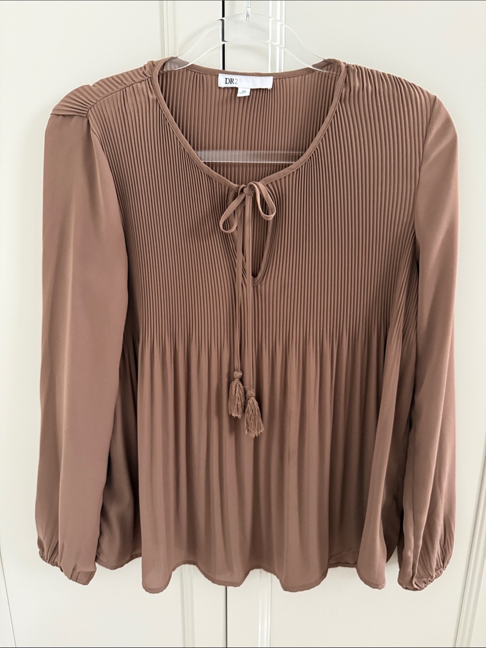 DR2 Mauve Pleated Tie-Neck Blouse Size XS